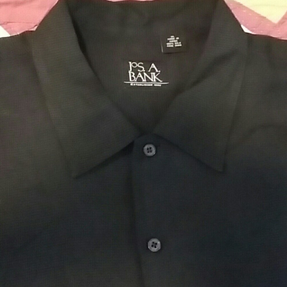 JOS .A.BANKS MENS BLACK BUTTON DOWN SHIRT